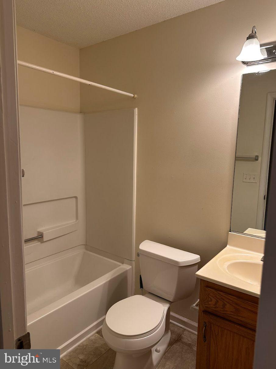 CARLISLE HEIGHTS - Residential Lease