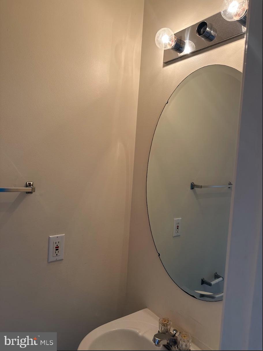 CARLISLE HEIGHTS - Residential Lease