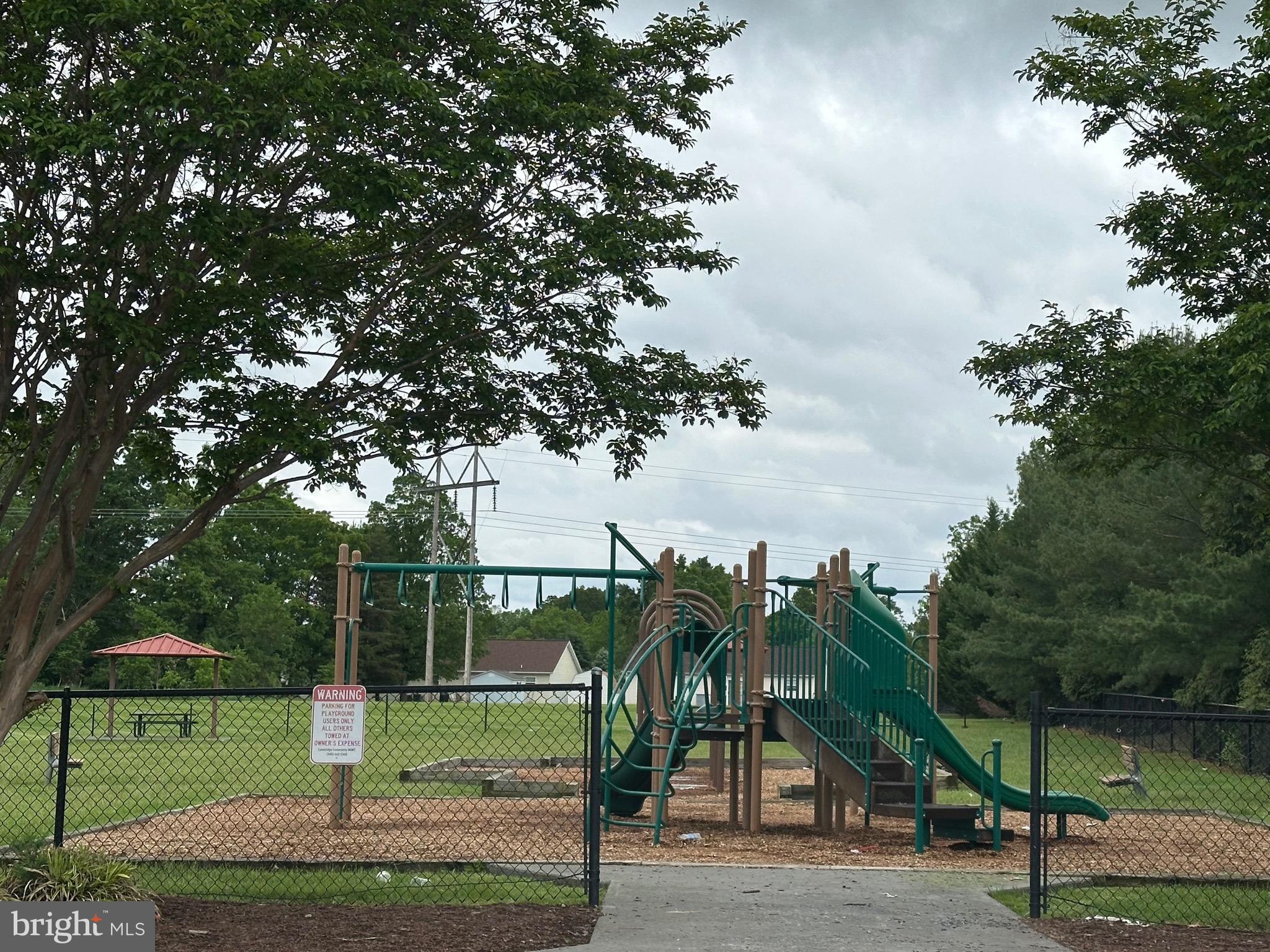 CARLISLE HEIGHTS - Residential Lease