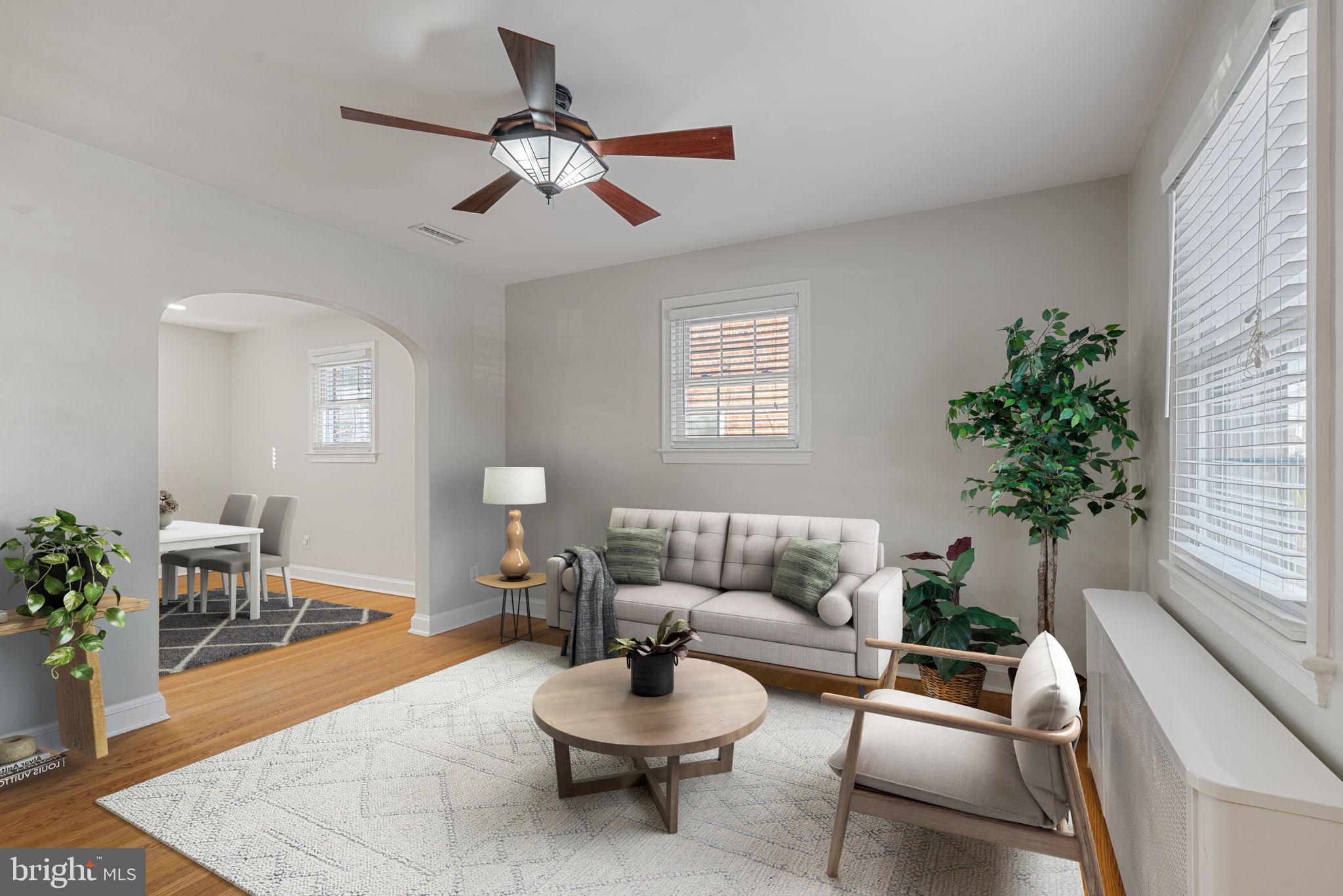 204 S COURTHOUSE ROAD