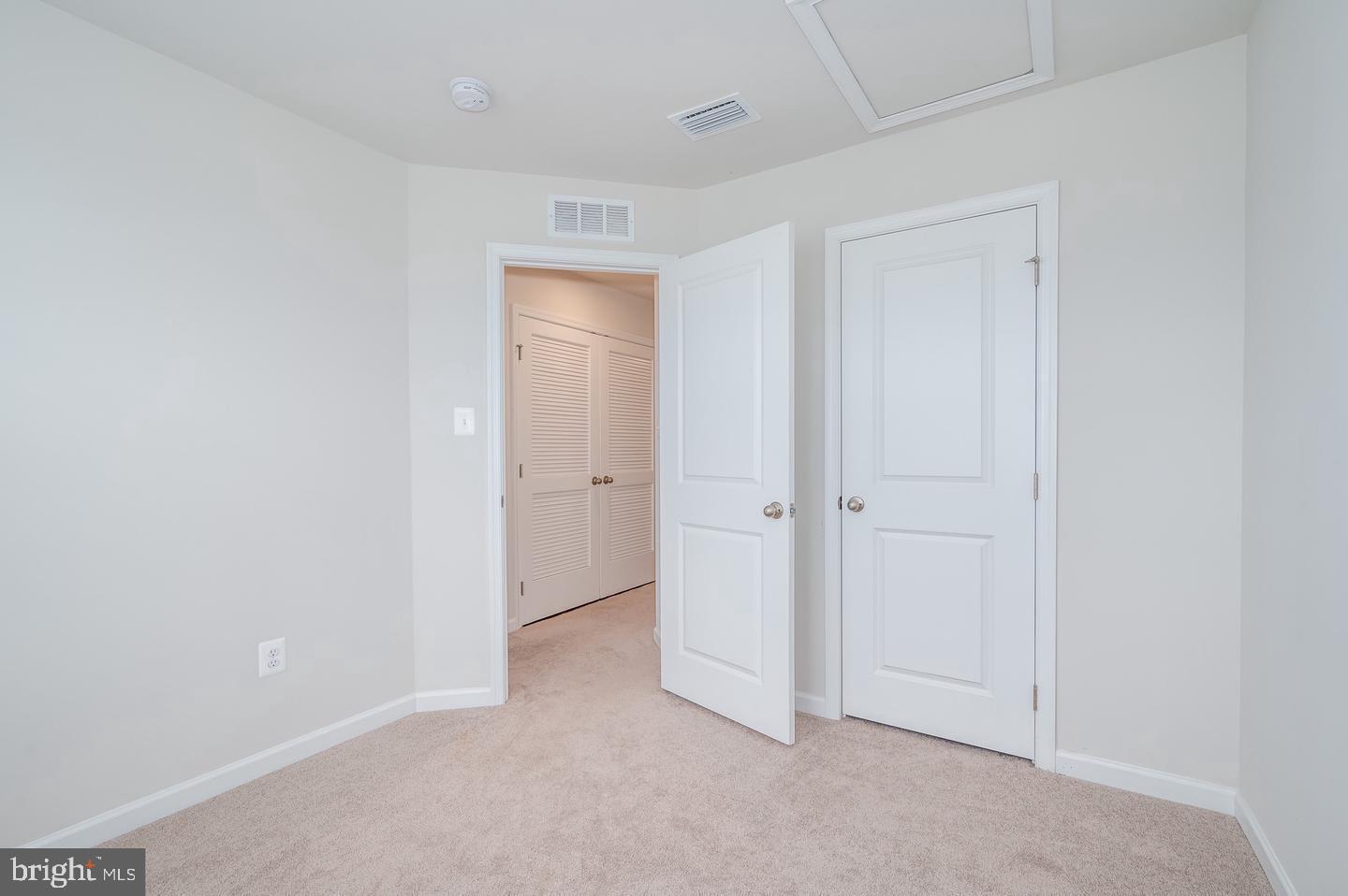 SOUTH BROOK - Residential