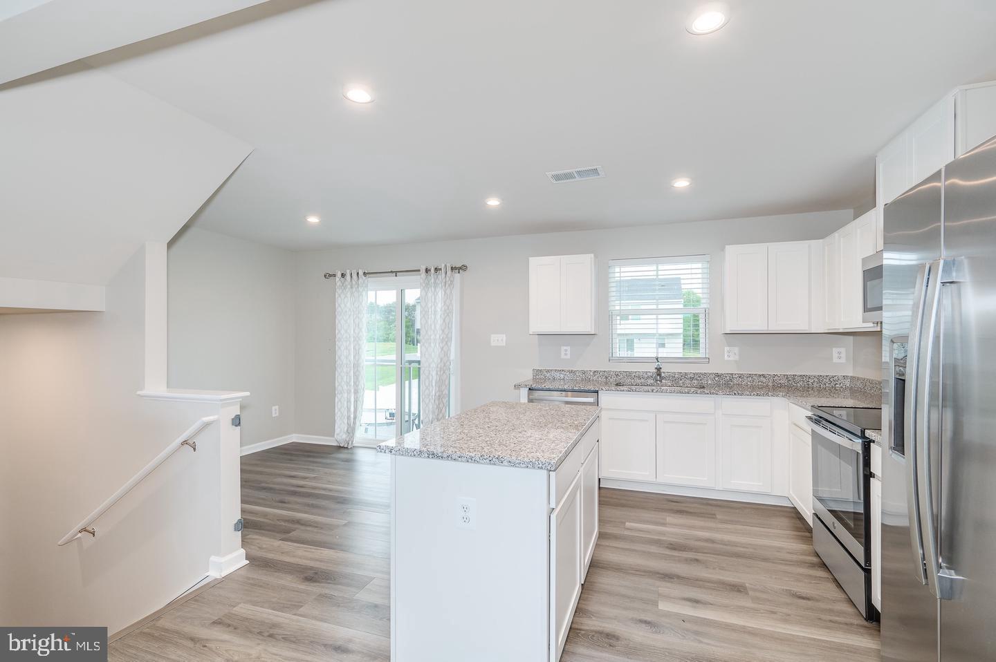 SOUTH BROOK - Residential