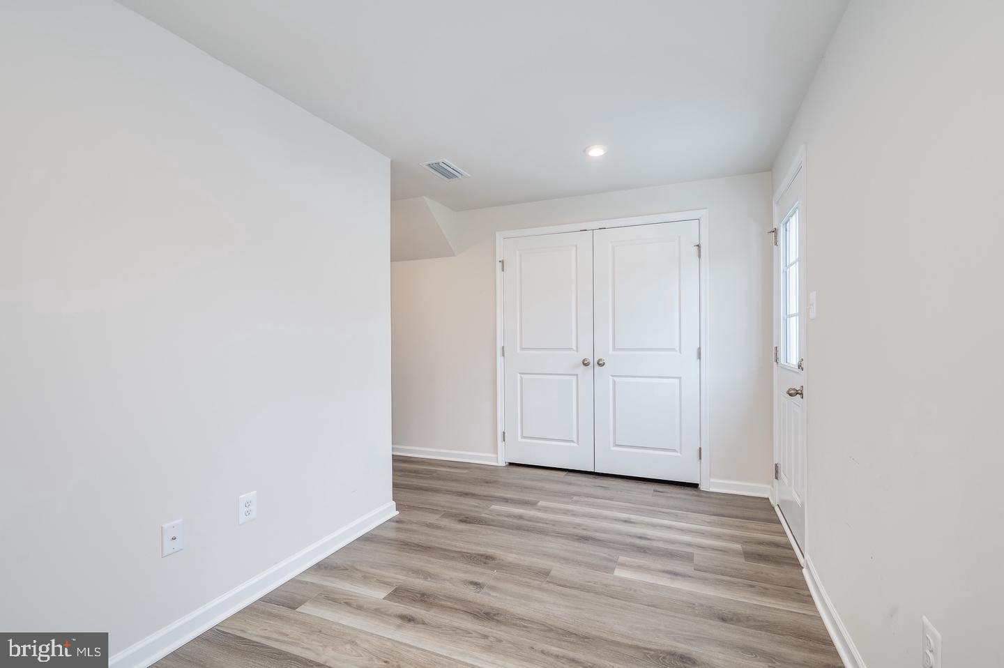 SOUTH BROOK - Residential