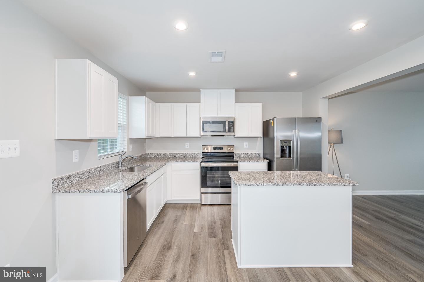 SOUTH BROOK - Residential