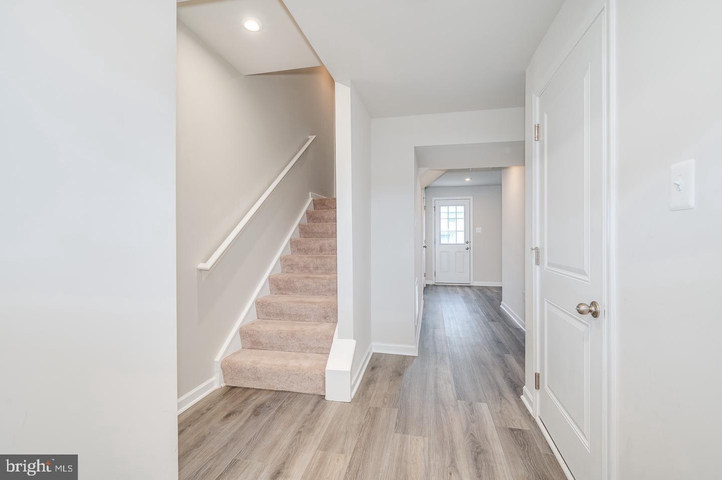 SOUTH BROOK - Residential