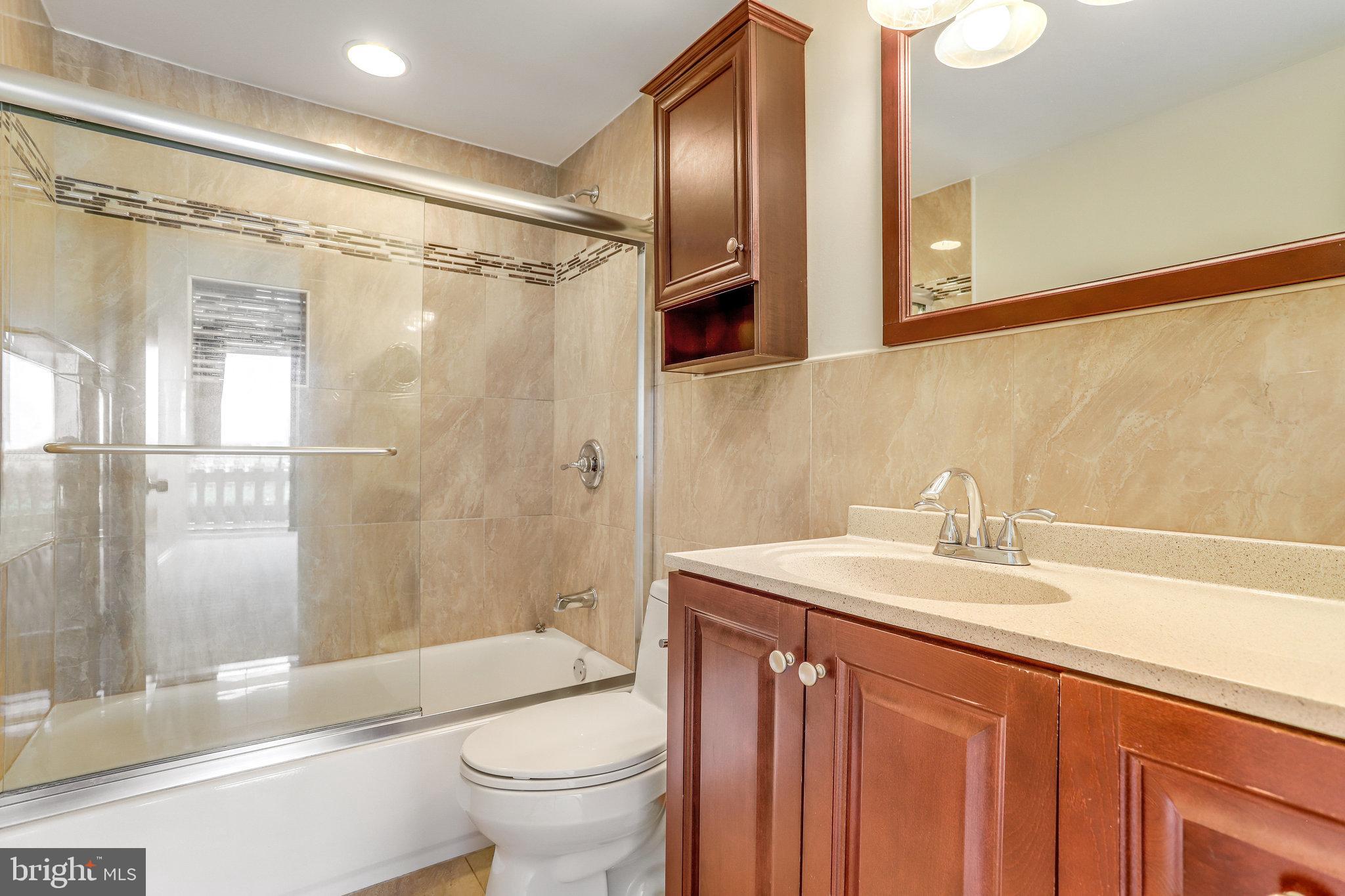 OLYMPUS AT LANDMARK - Residential Lease