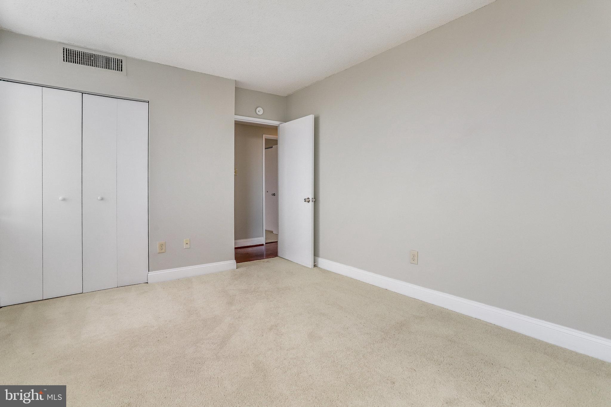 OLYMPUS AT LANDMARK - Residential Lease