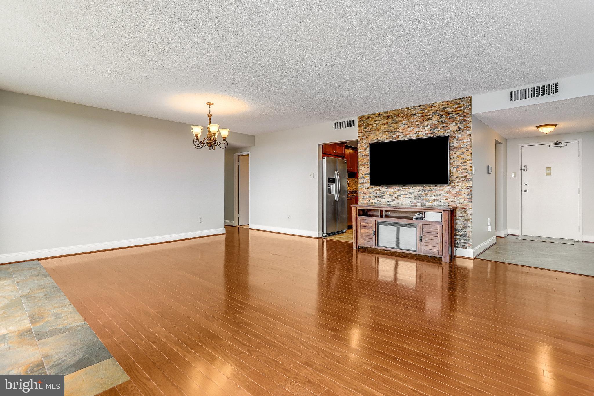 OLYMPUS AT LANDMARK - Residential Lease