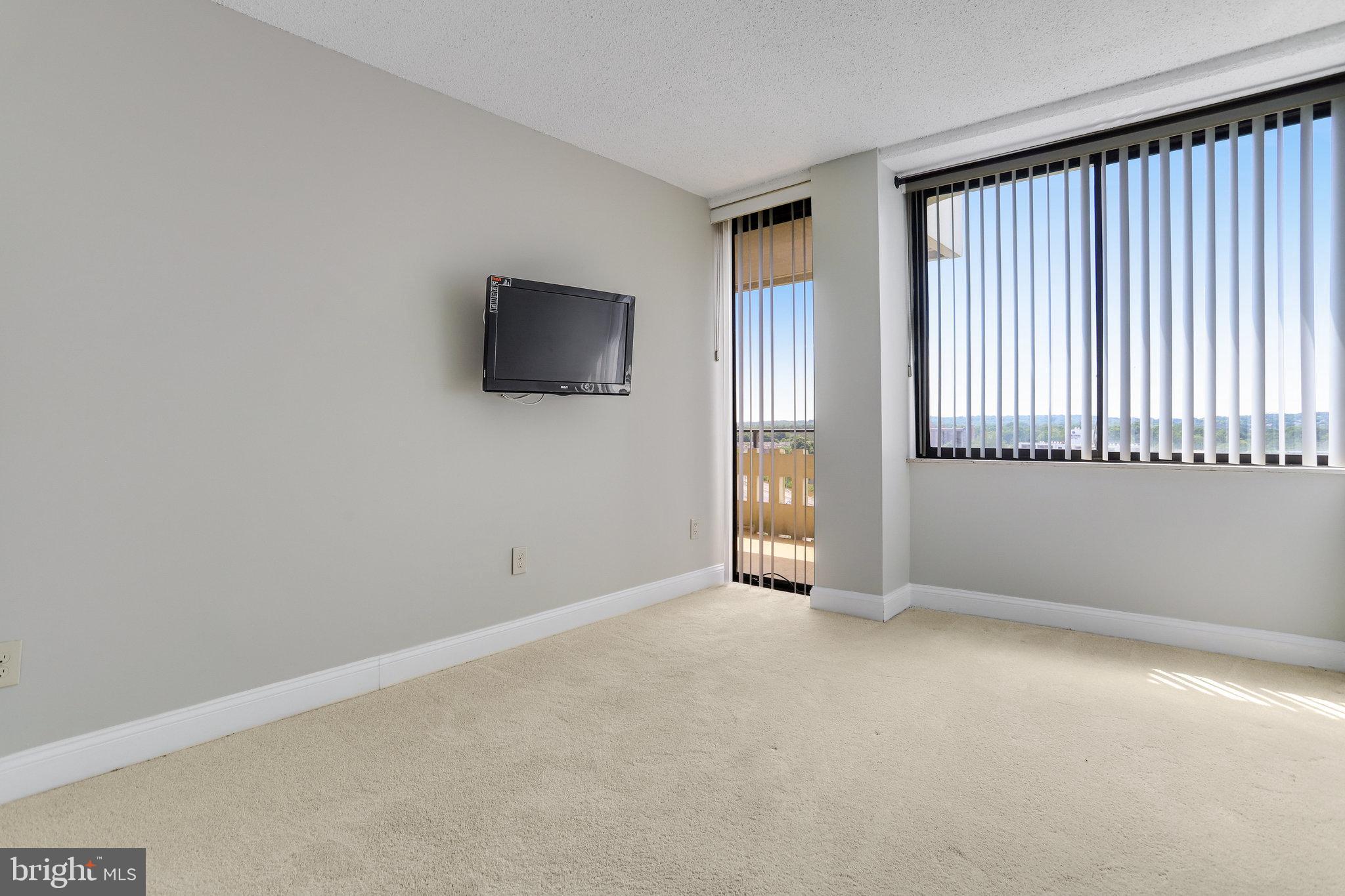 OLYMPUS AT LANDMARK - Residential Lease