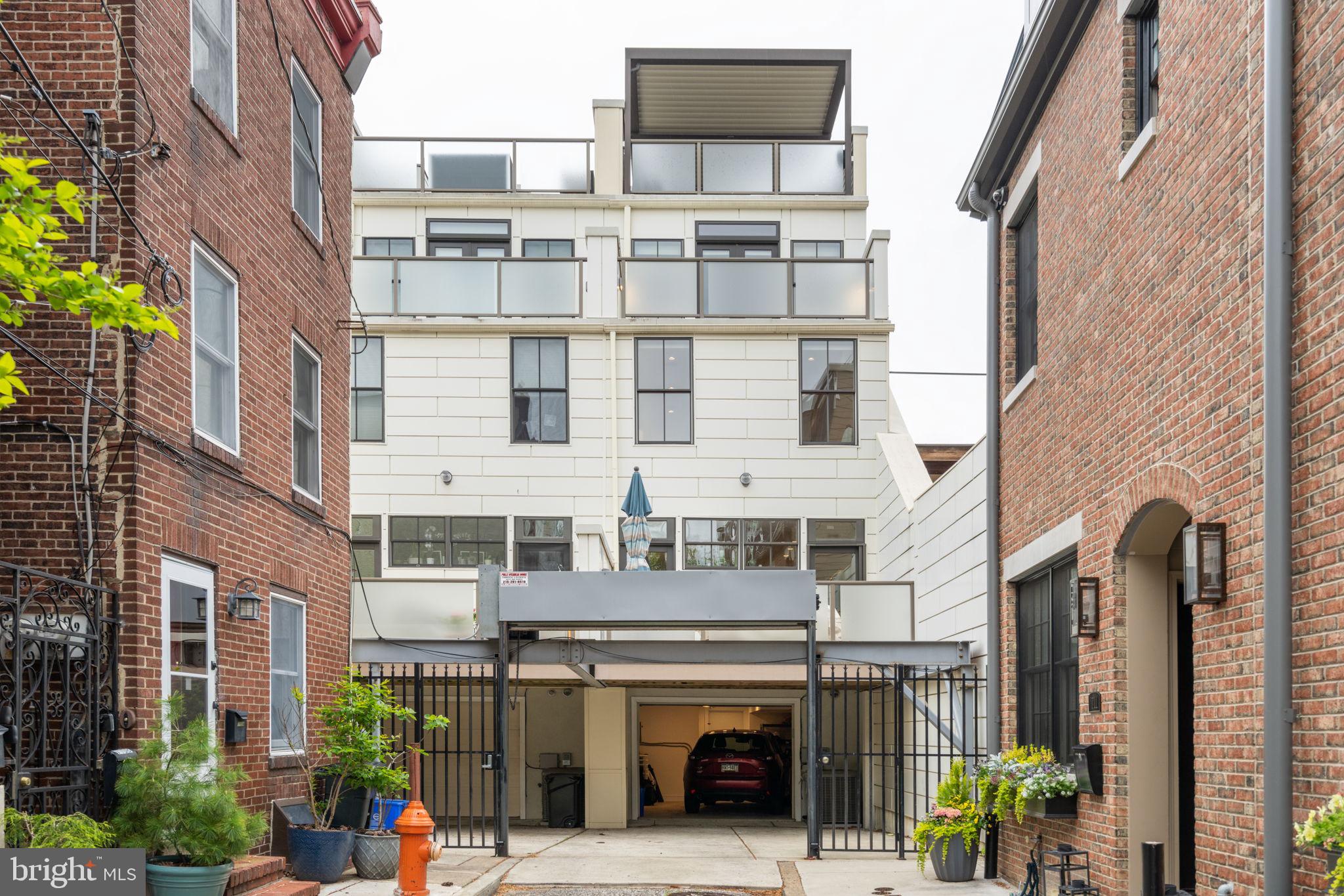 BELLA VISTA - Residential