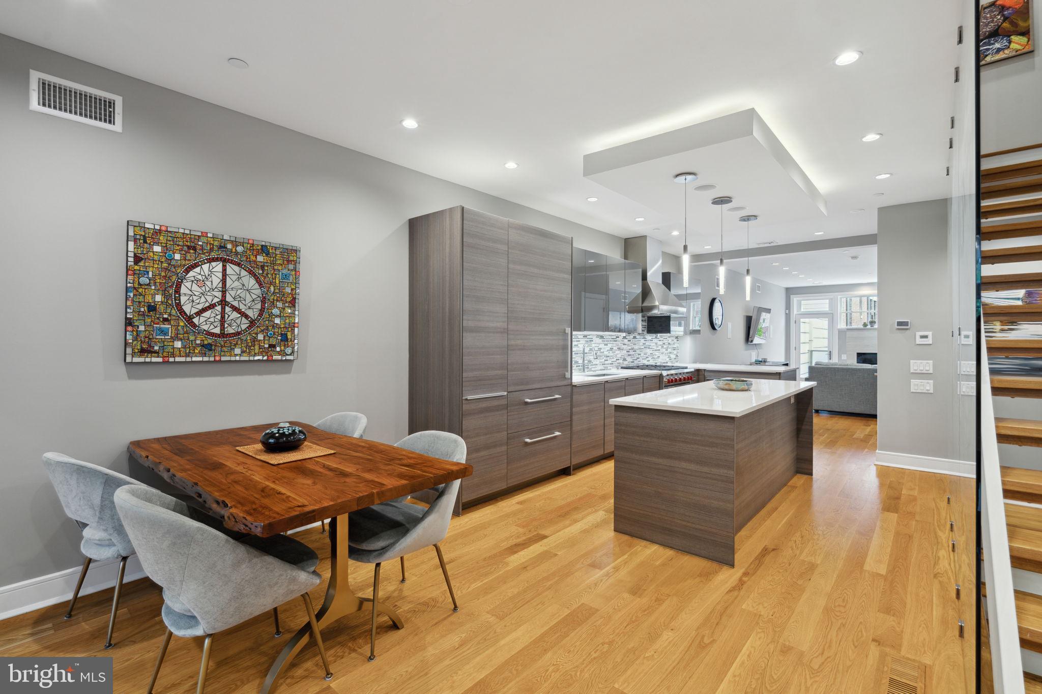 BELLA VISTA - Residential