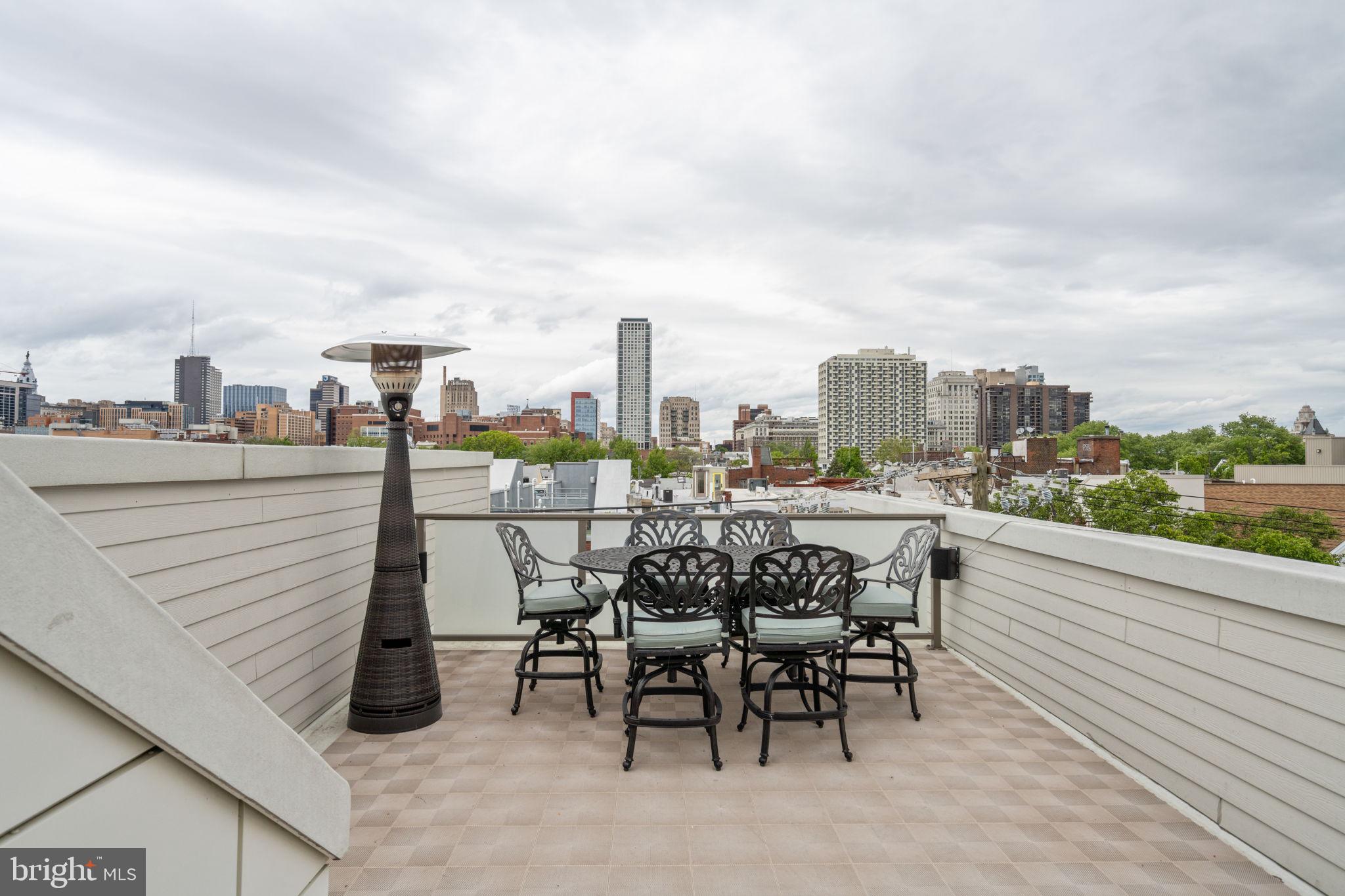 BELLA VISTA - Residential