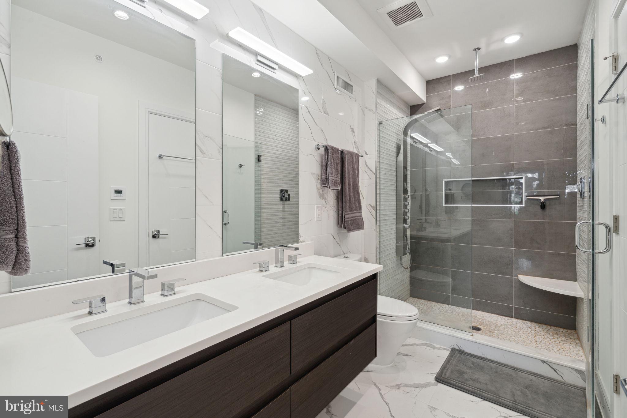 BELLA VISTA - Residential