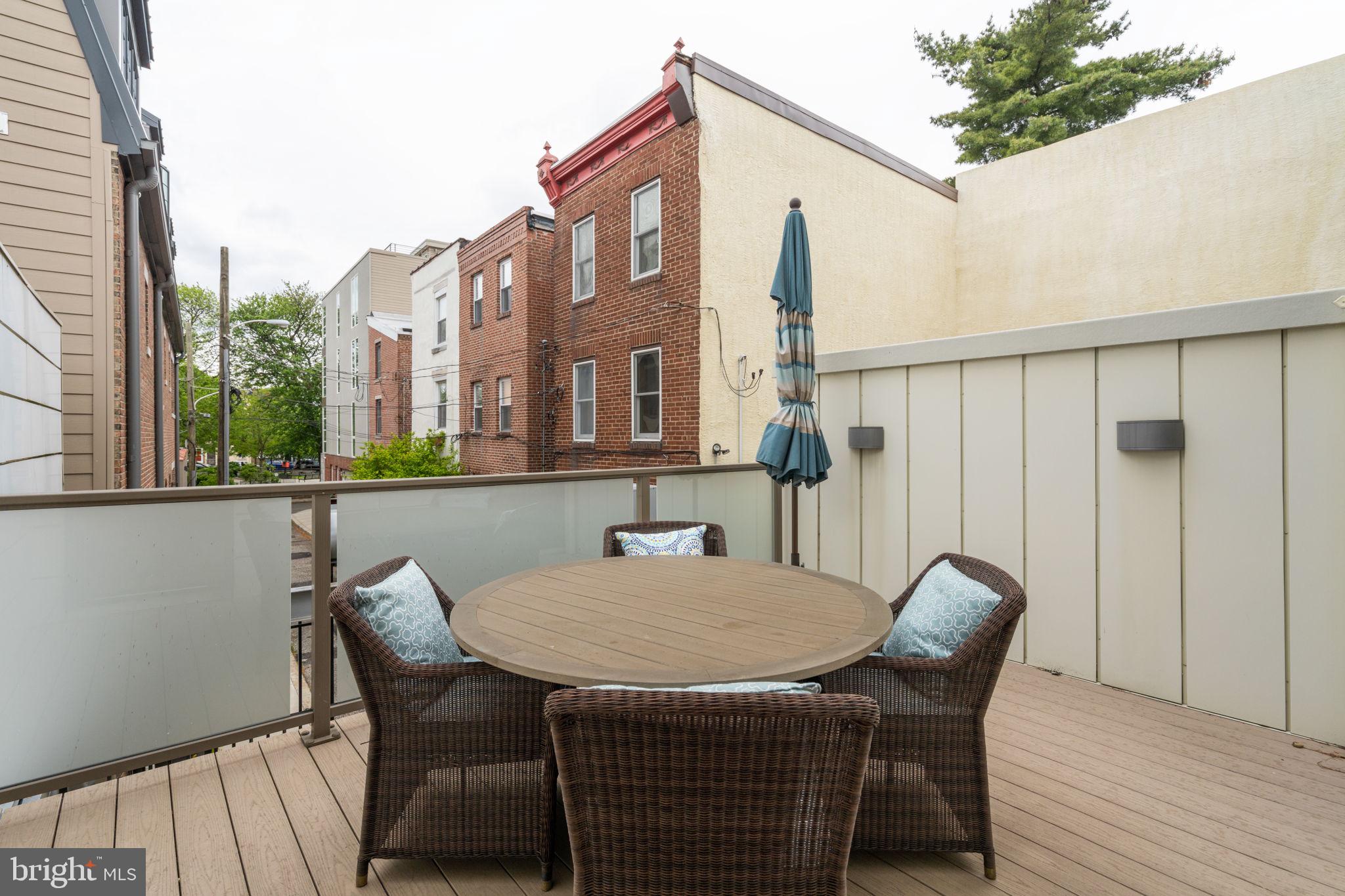 BELLA VISTA - Residential