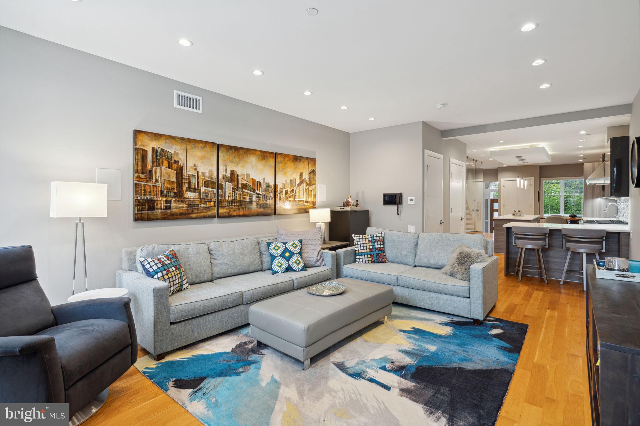 BELLA VISTA - Residential