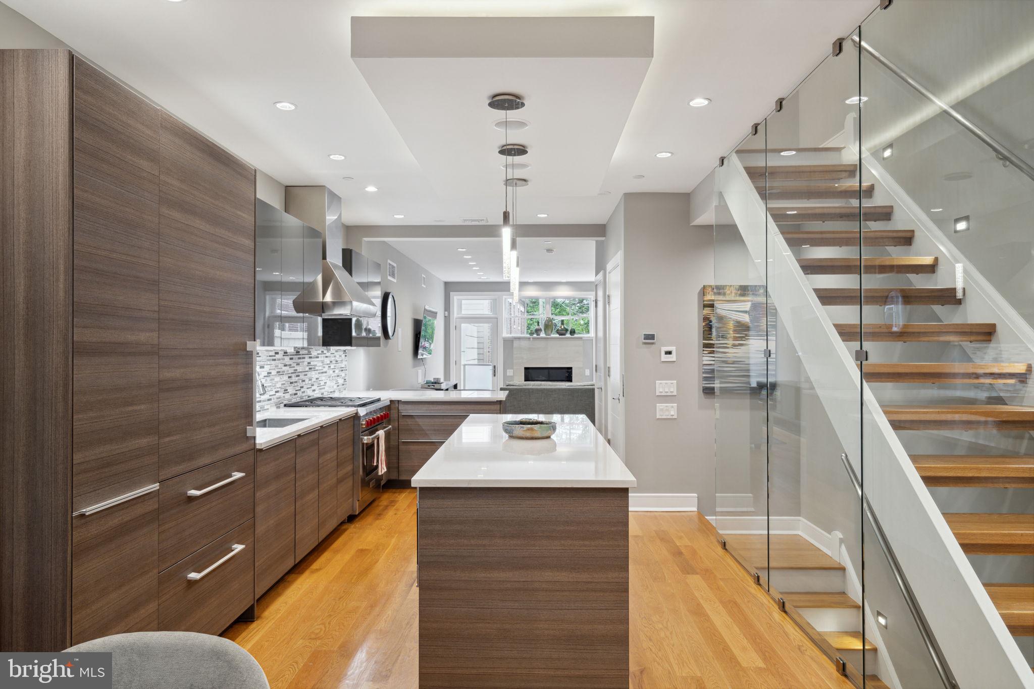 BELLA VISTA - Residential
