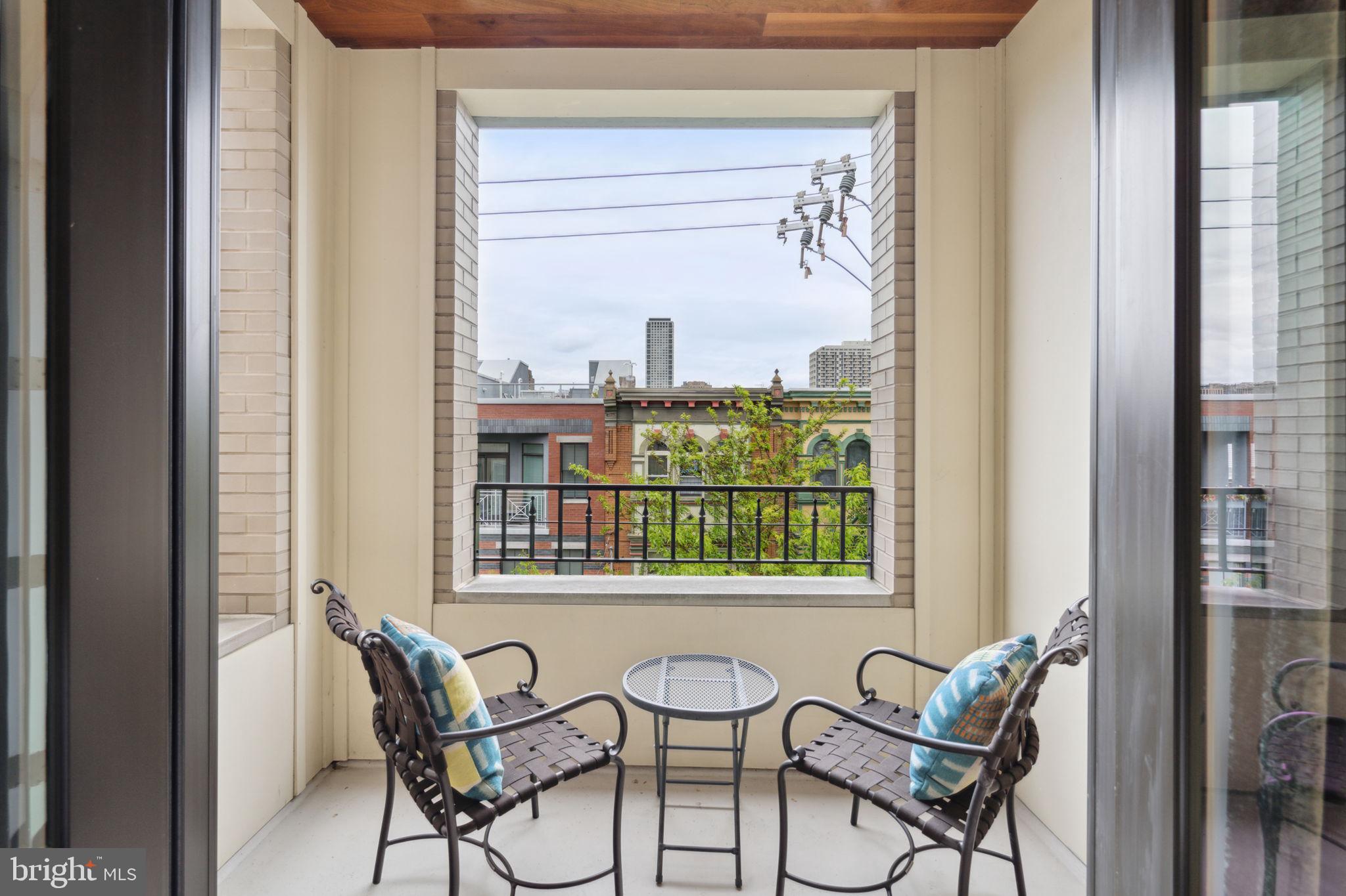 BELLA VISTA - Residential