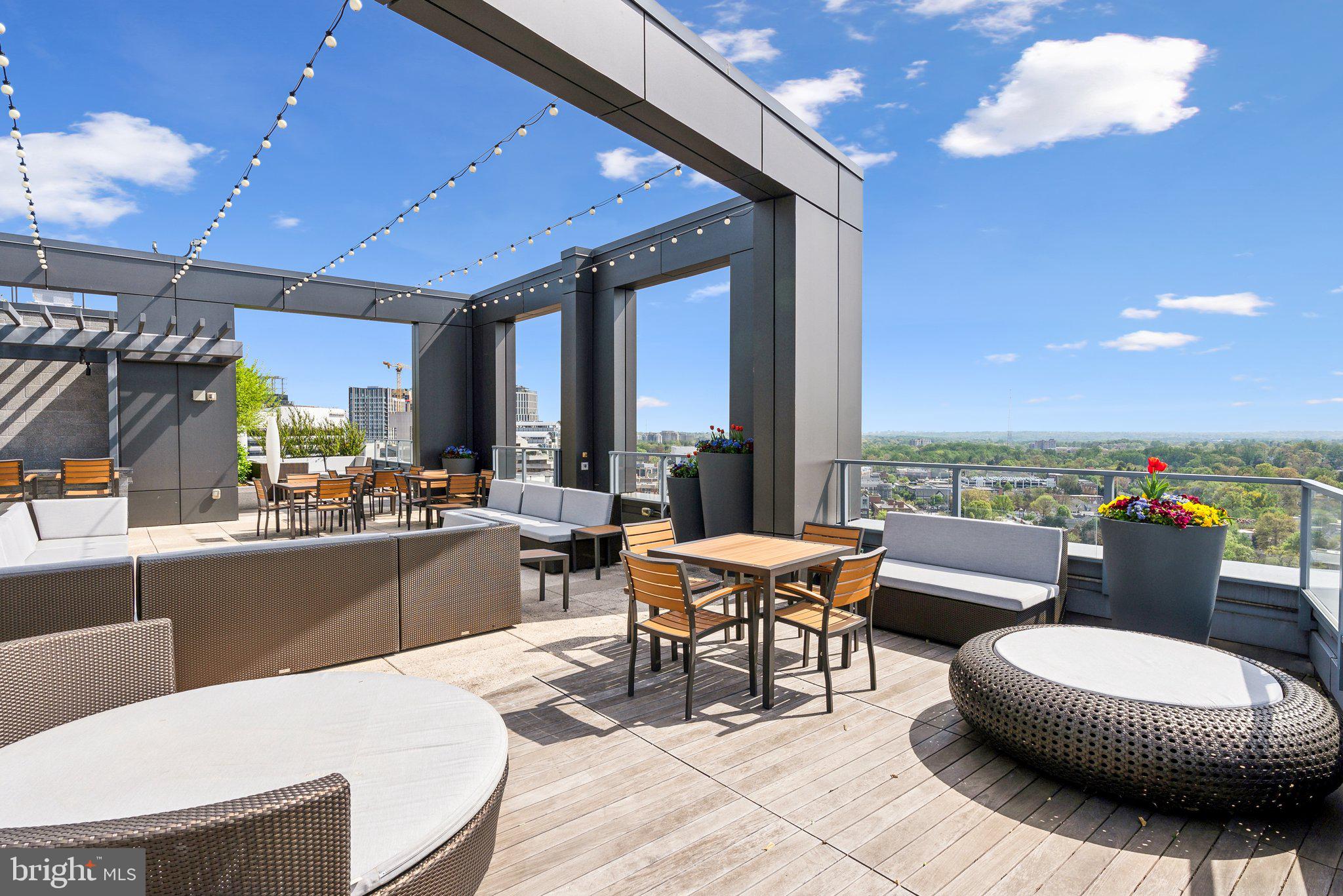 CHEVAL - Residential