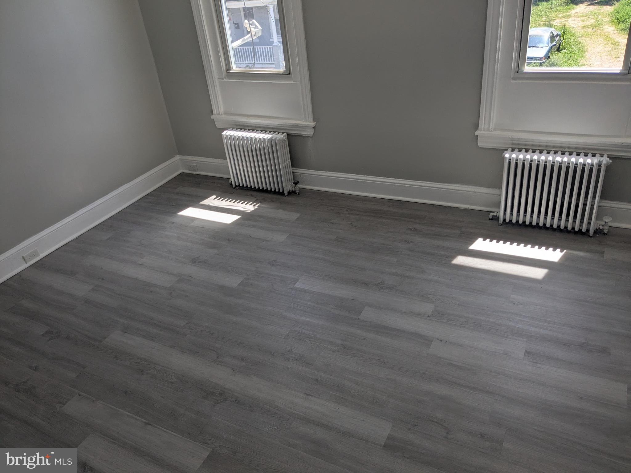 1169 LANSDOWNE AVENUE