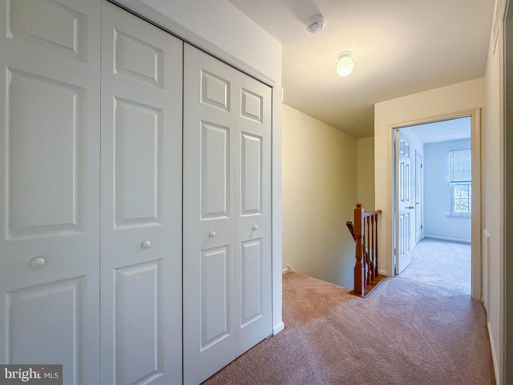 COUNTRY BEND - Residential Lease