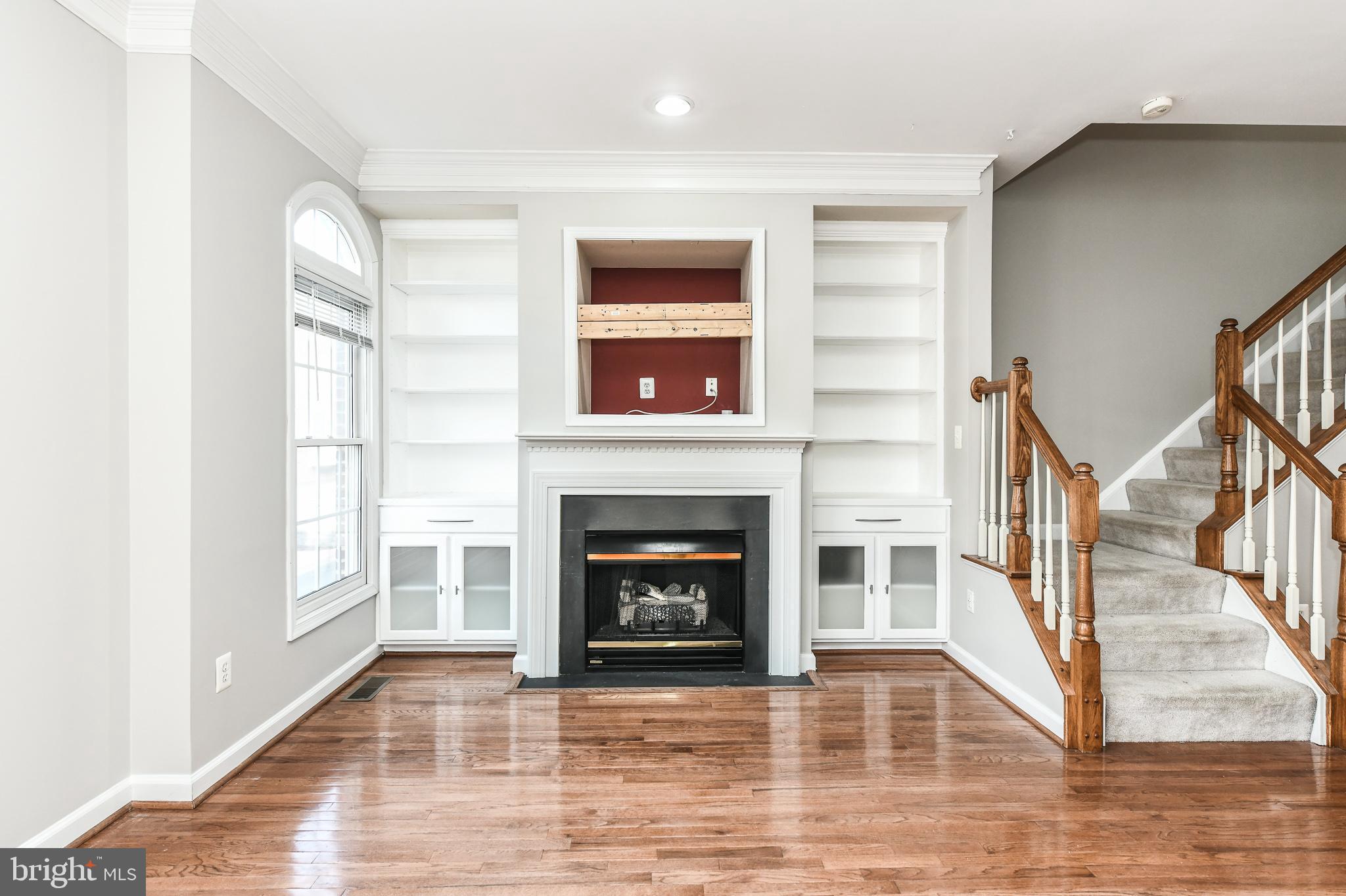 TYSONS VILLAGE - Residential Lease