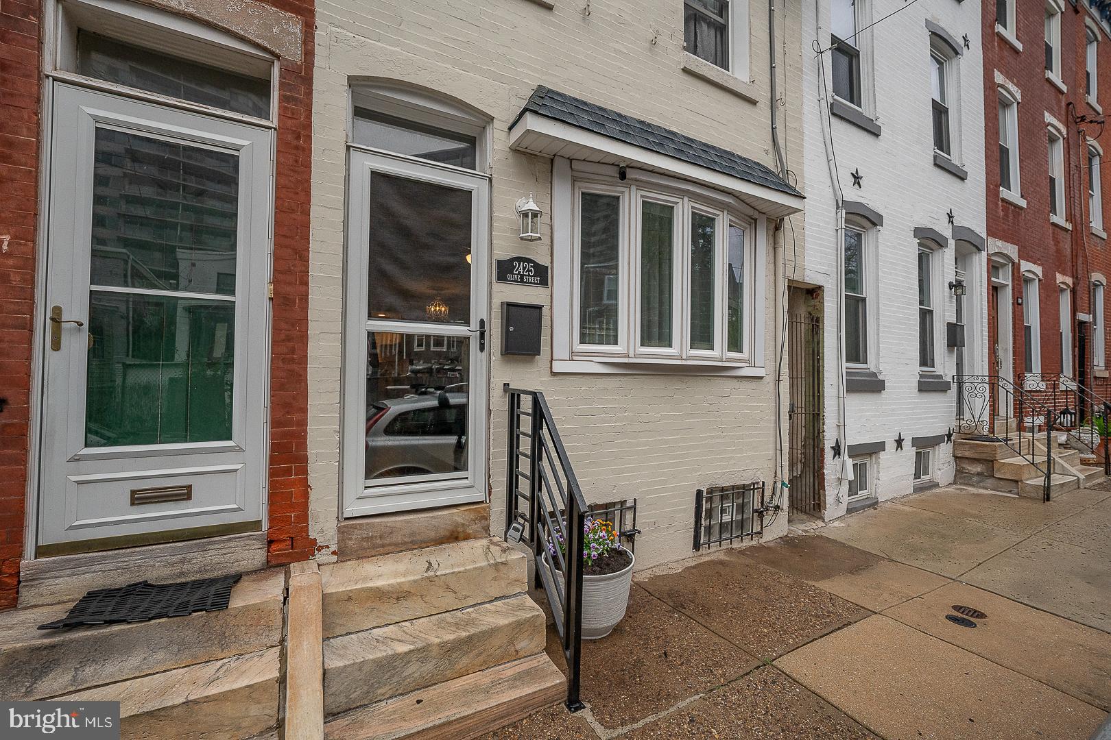 ART MUSEUM AREA - Residential