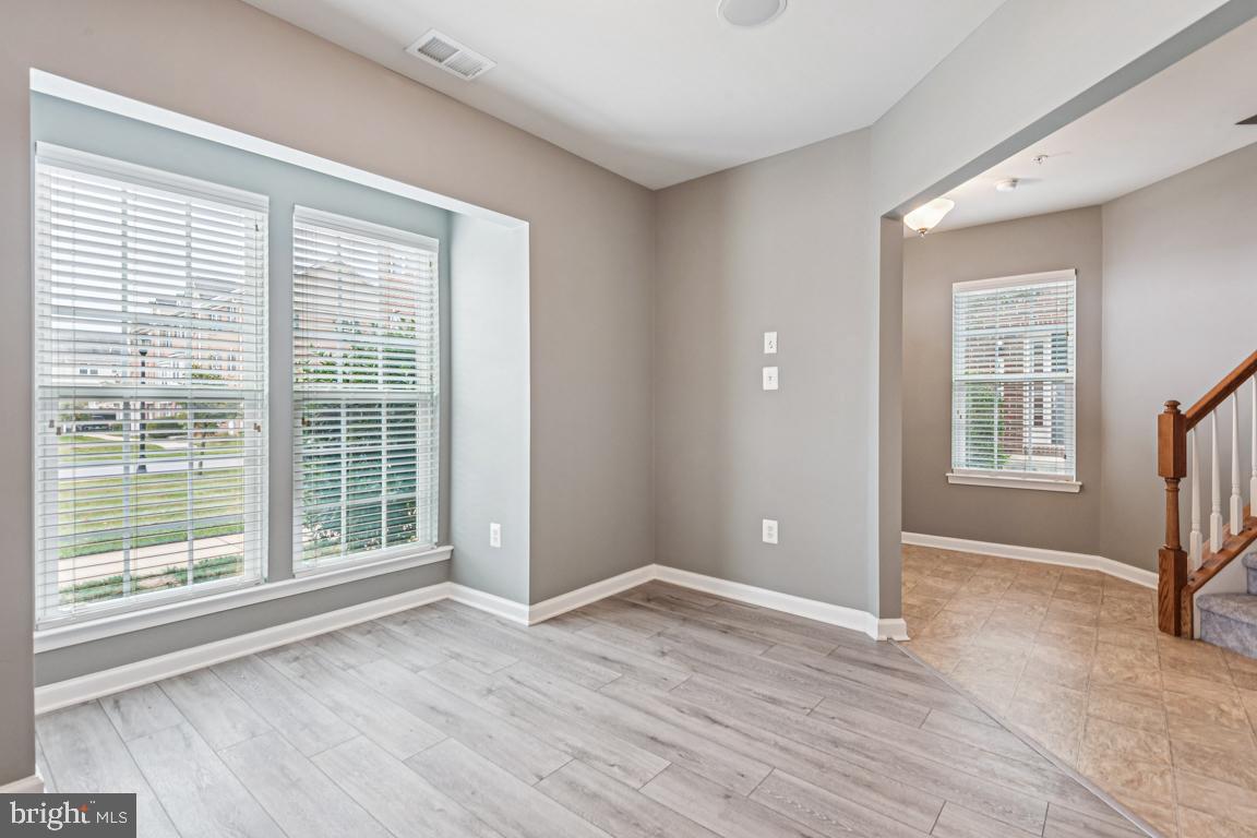 BUCKINGHAM ESTATES - Residential