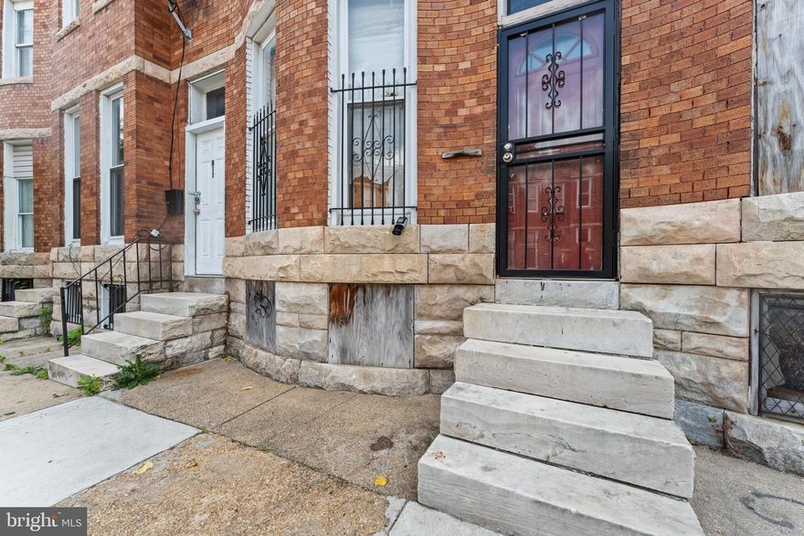 Investor Special – Rehab Opportunity!

Bring your vision and creativity to 809 Appleton Street. This home is a blank canvas, ready for a complete transformation. Ideal for experienced investors or savvy homeowners looking to build equity through renovation. Property offers significant potential in an up-and-coming area, close to major highways, public transportation, and local amenities. Don’t miss the chance to turn this diamond in the rough into a profitable investment or your next dream project. Sold AS-IS.