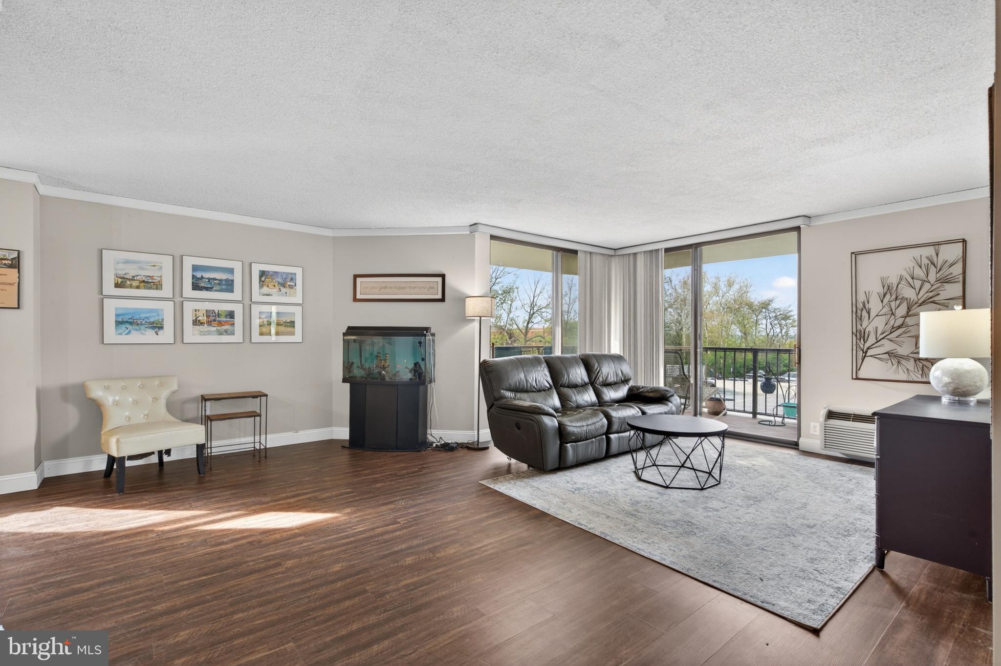 PLYMOUTH HILL - Residential