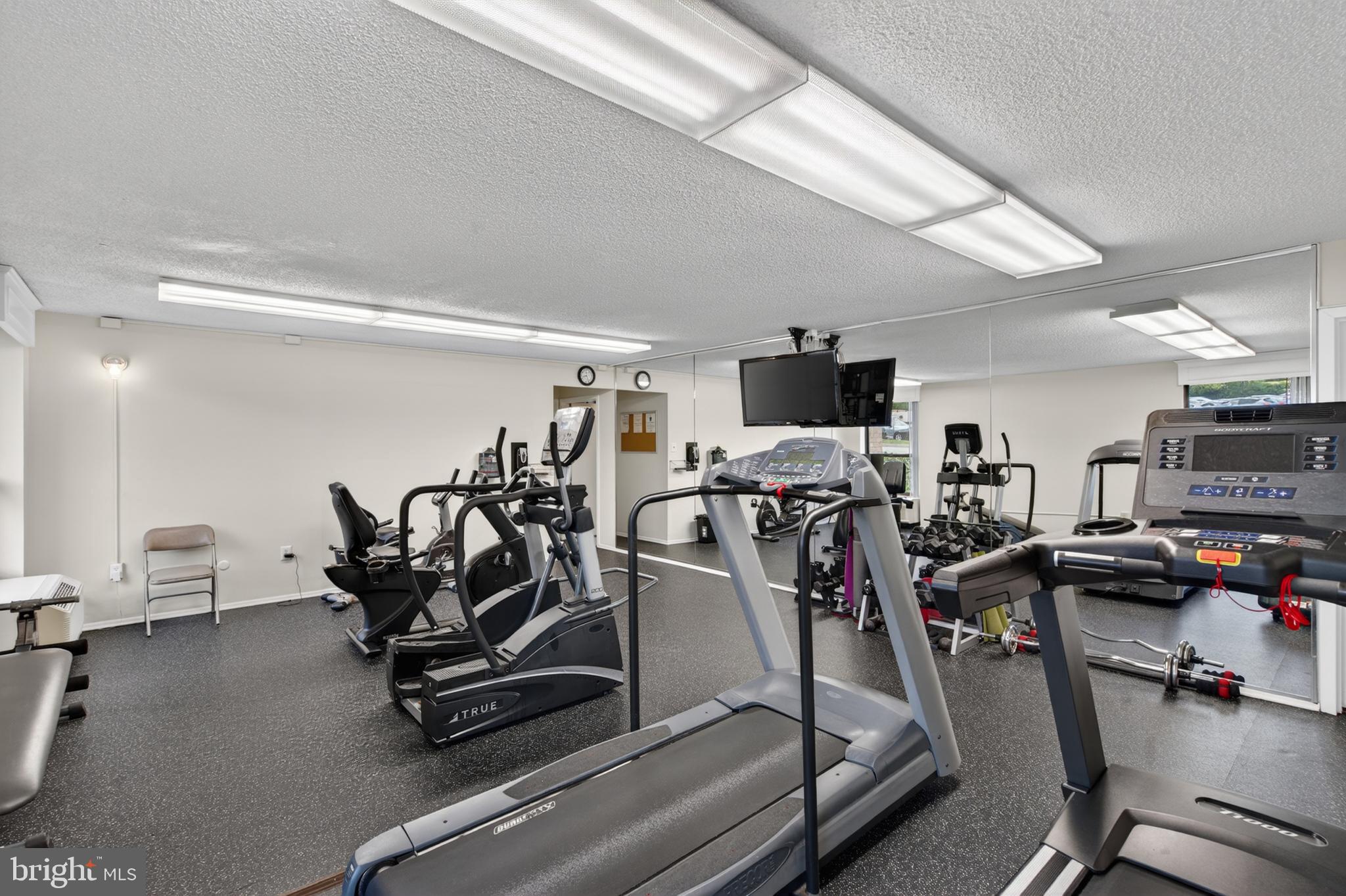 PLYMOUTH HILL - Residential