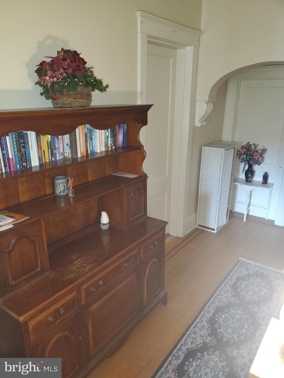 FRANKFORD - Residential Lease