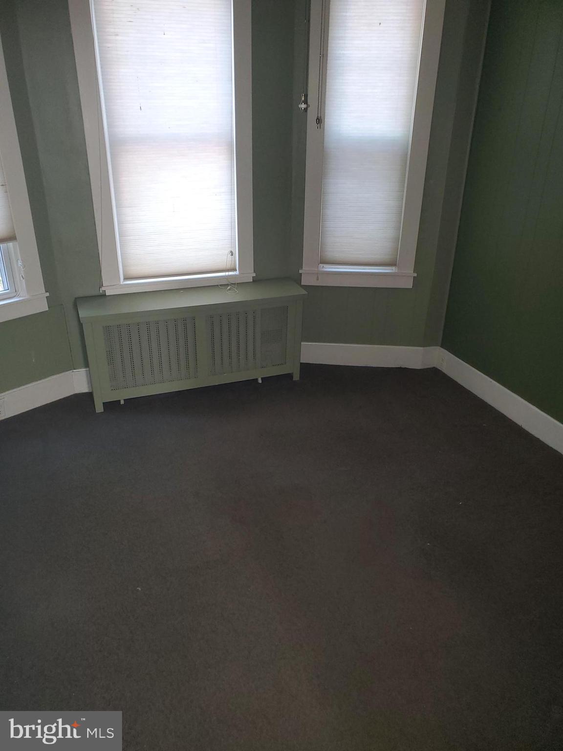 FRANKFORD - Residential Lease