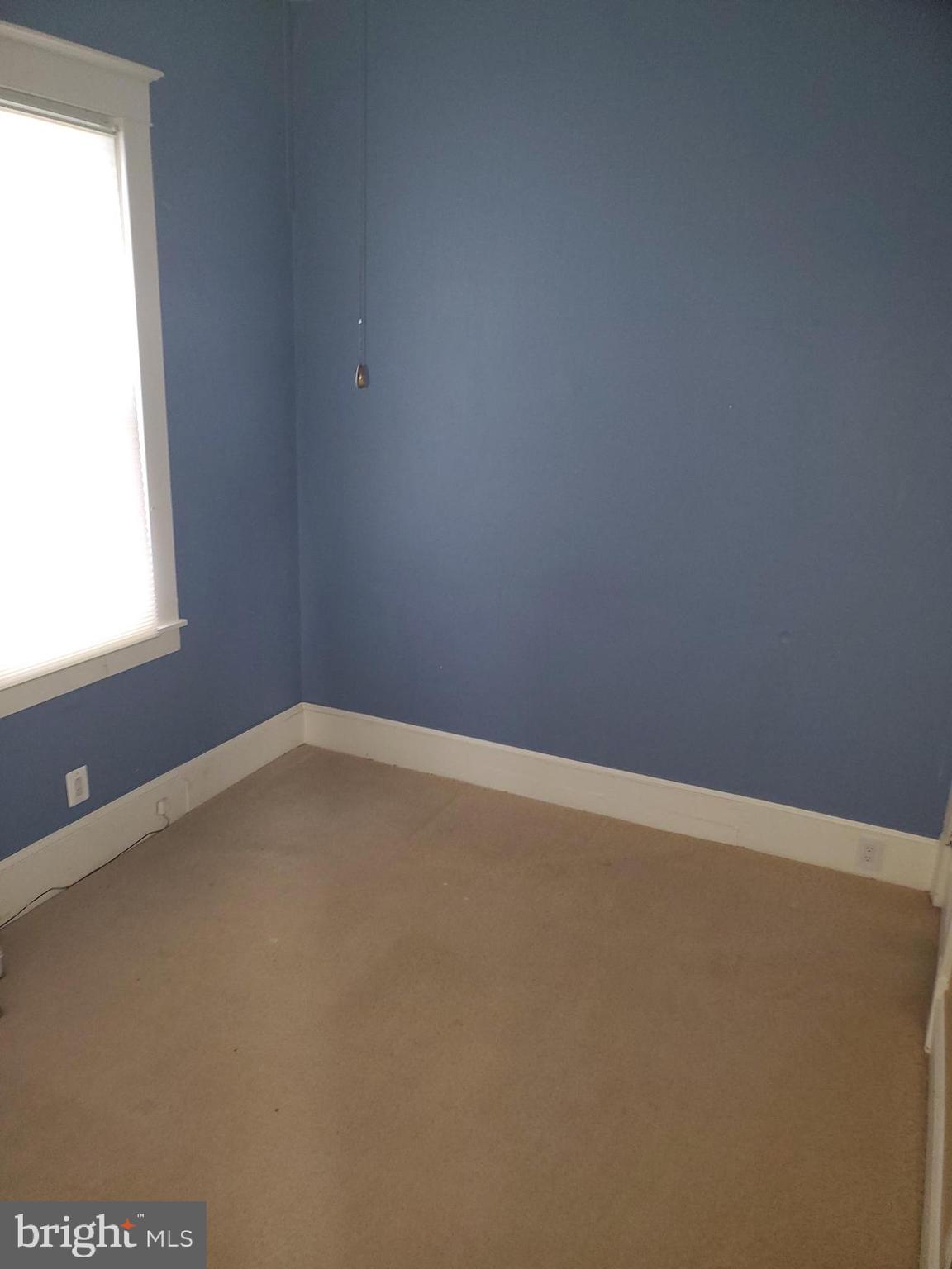 FRANKFORD - Residential Lease