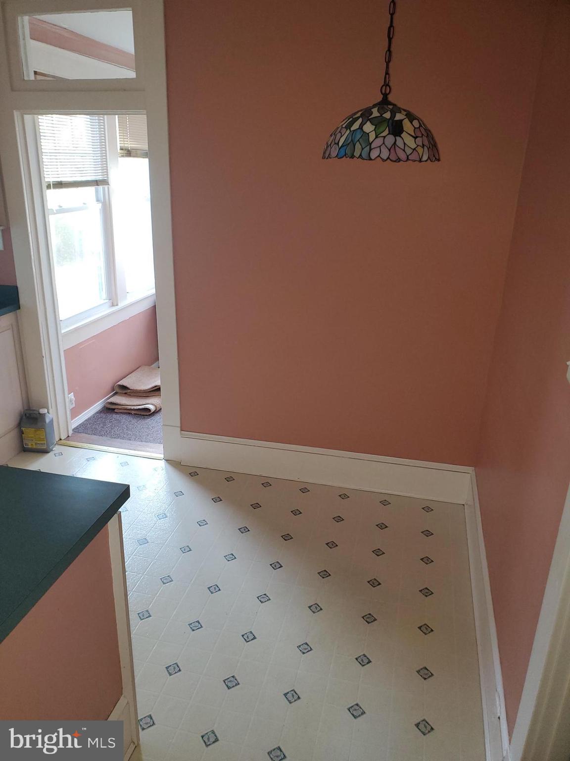 FRANKFORD - Residential Lease