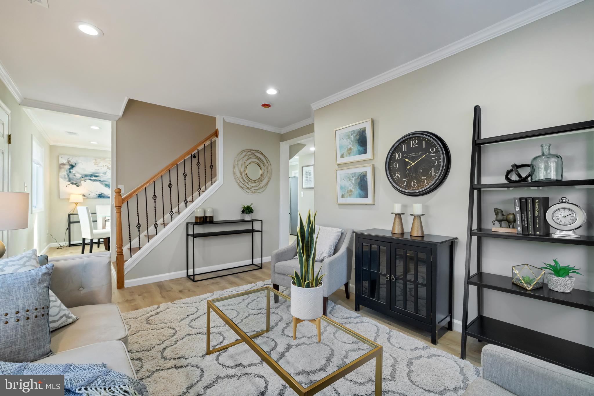 BALLARDS - Residential