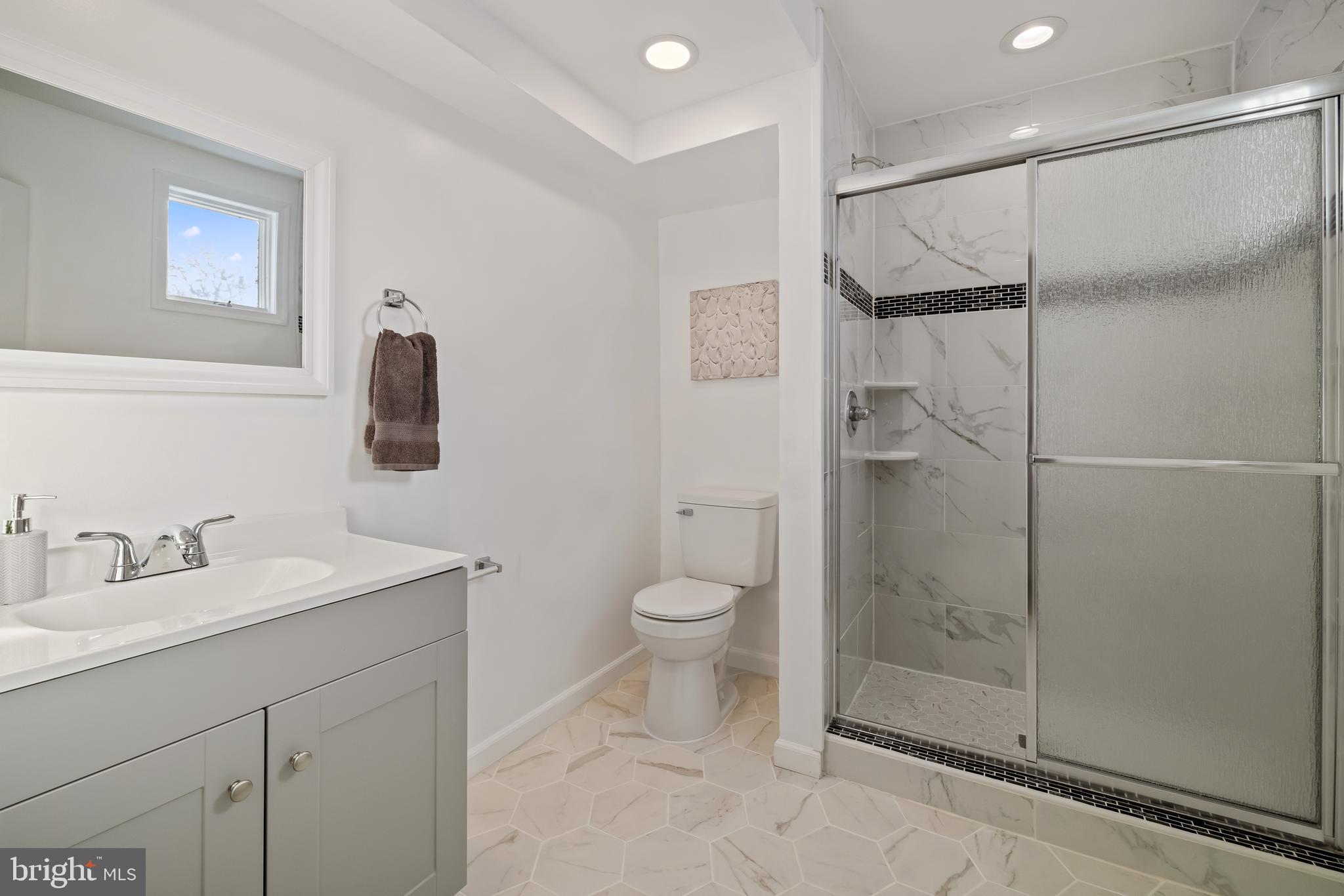 BALLARDS - Residential