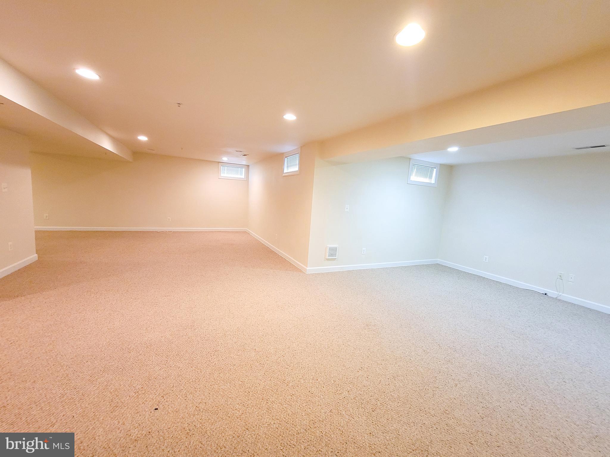 BALK HILL VILLAGE - Residential Lease