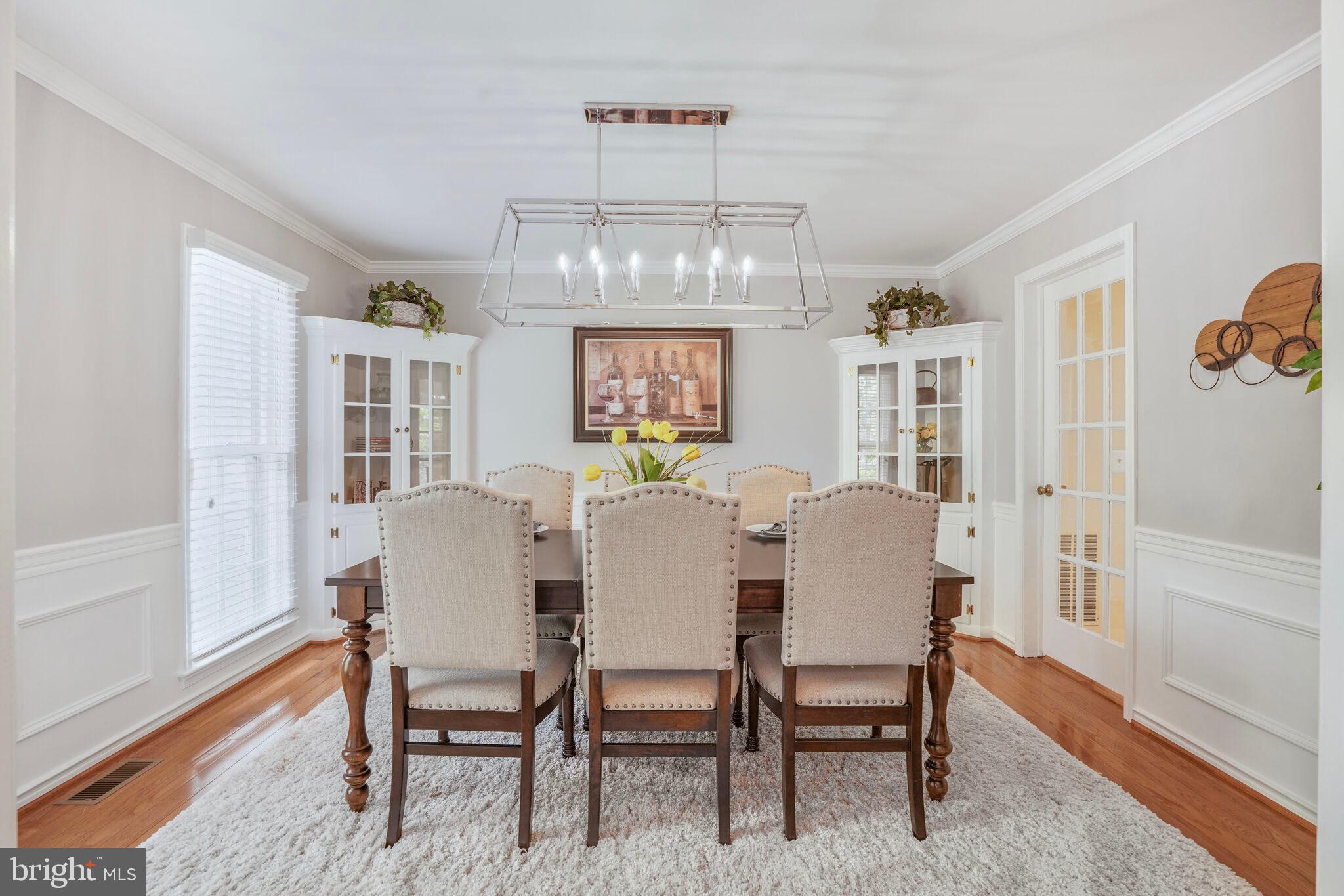 BURKE CENTRE - Residential