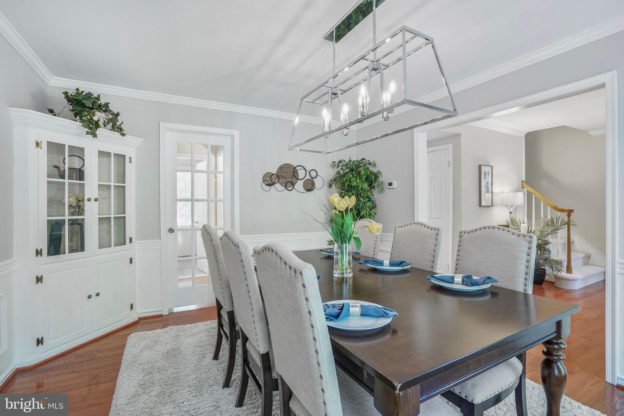 BURKE CENTRE - Residential