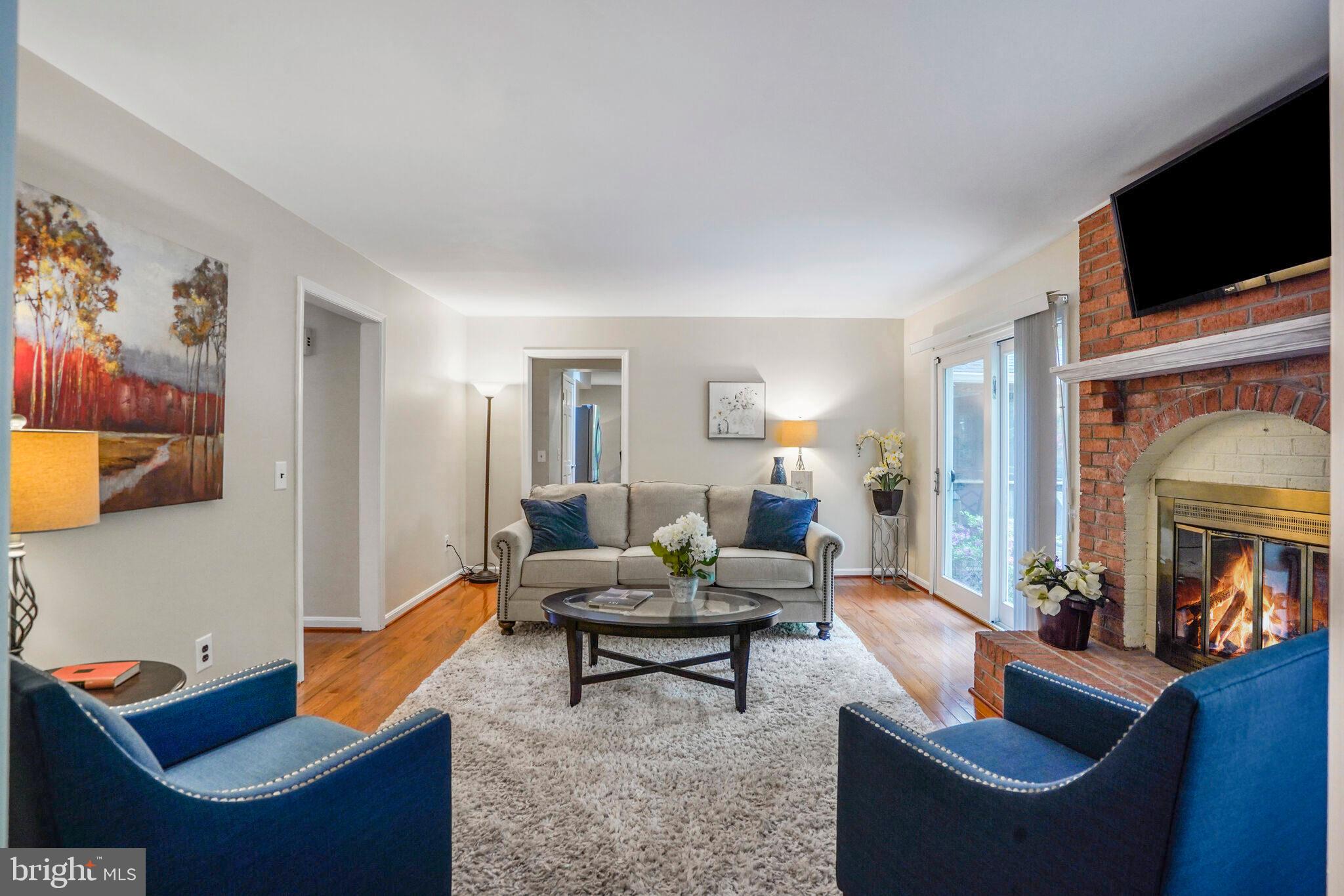 BURKE CENTRE - Residential