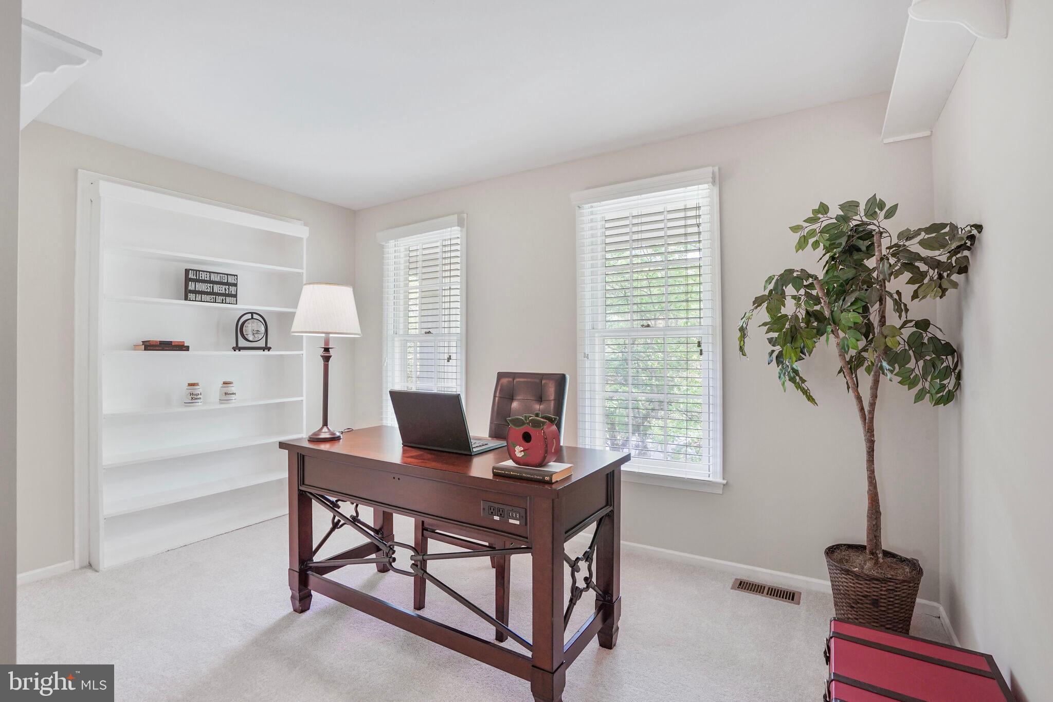 BURKE CENTRE - Residential