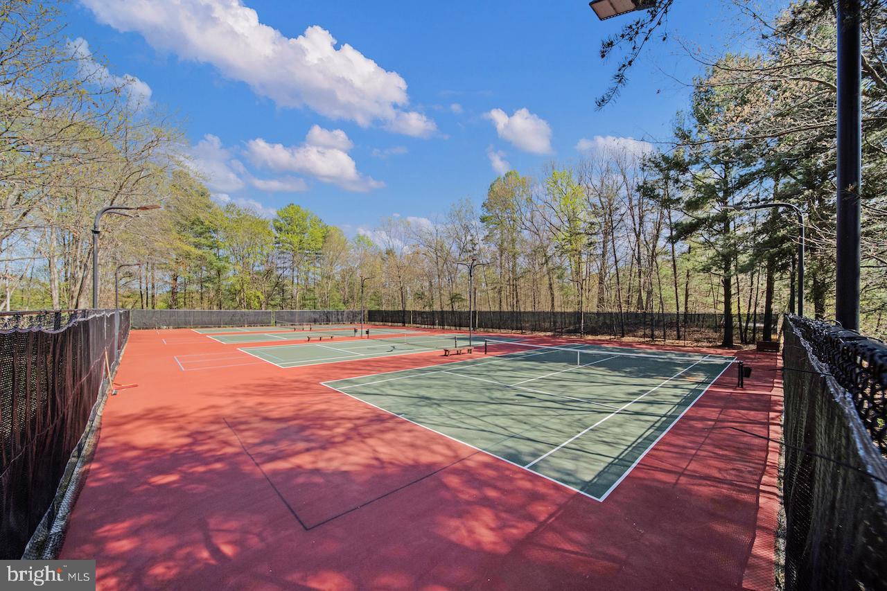 BURKE CENTRE - Residential