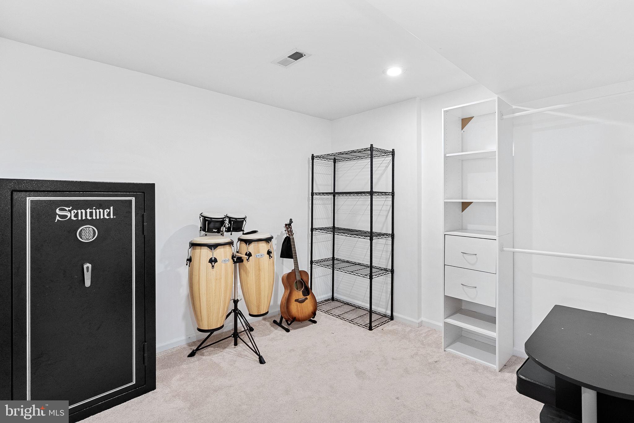 BELMONT RIDGE II - Residential