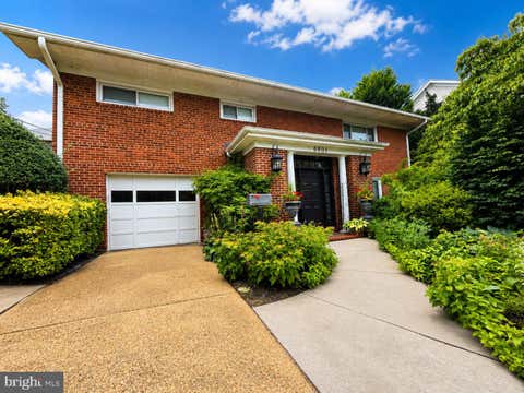 Photo of 6801 Old Chesterbrook Road, MCLEAN, VA 22101 (MLS # VAFX2332032)