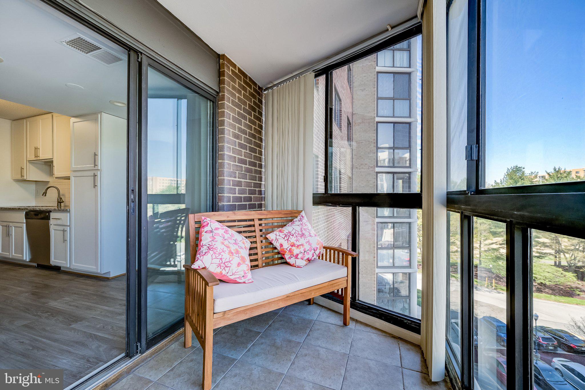LEISURE WORLD - Residential