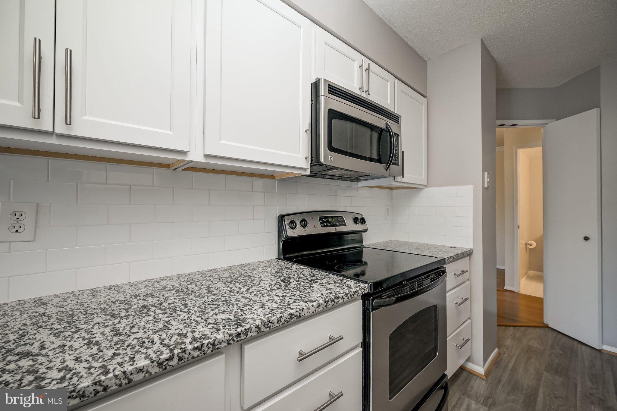 LEISURE WORLD - Residential