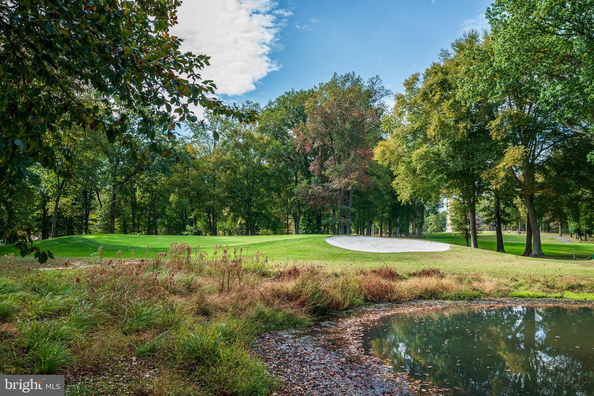 LEISURE WORLD - Residential