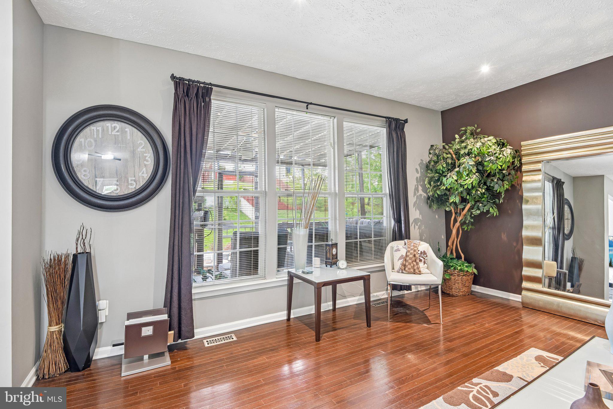 306 WATERTONS WAY