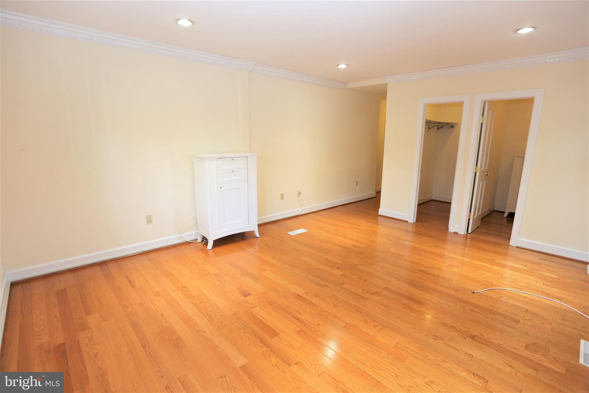 FERNWOOD - Residential Lease