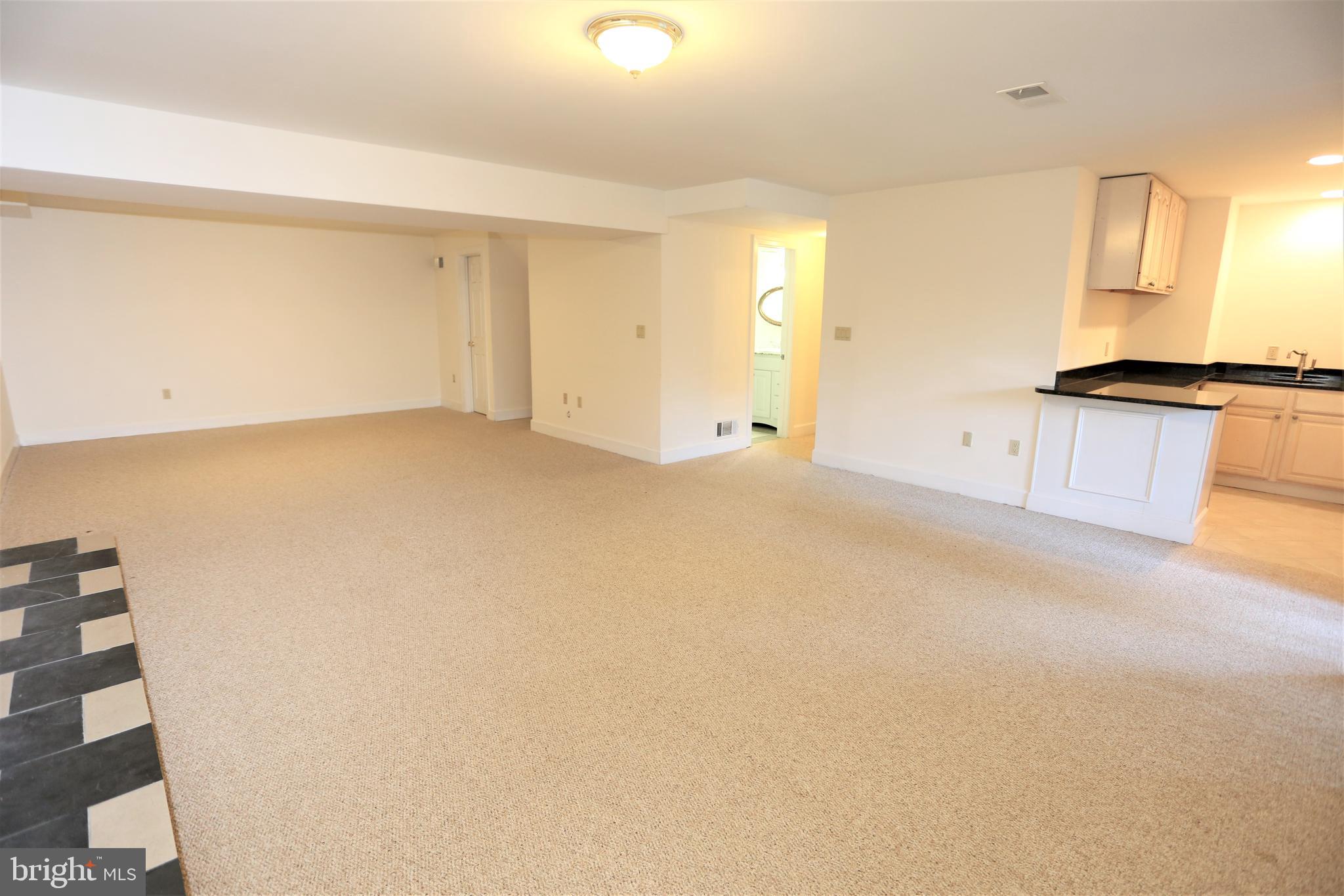 FERNWOOD - Residential Lease